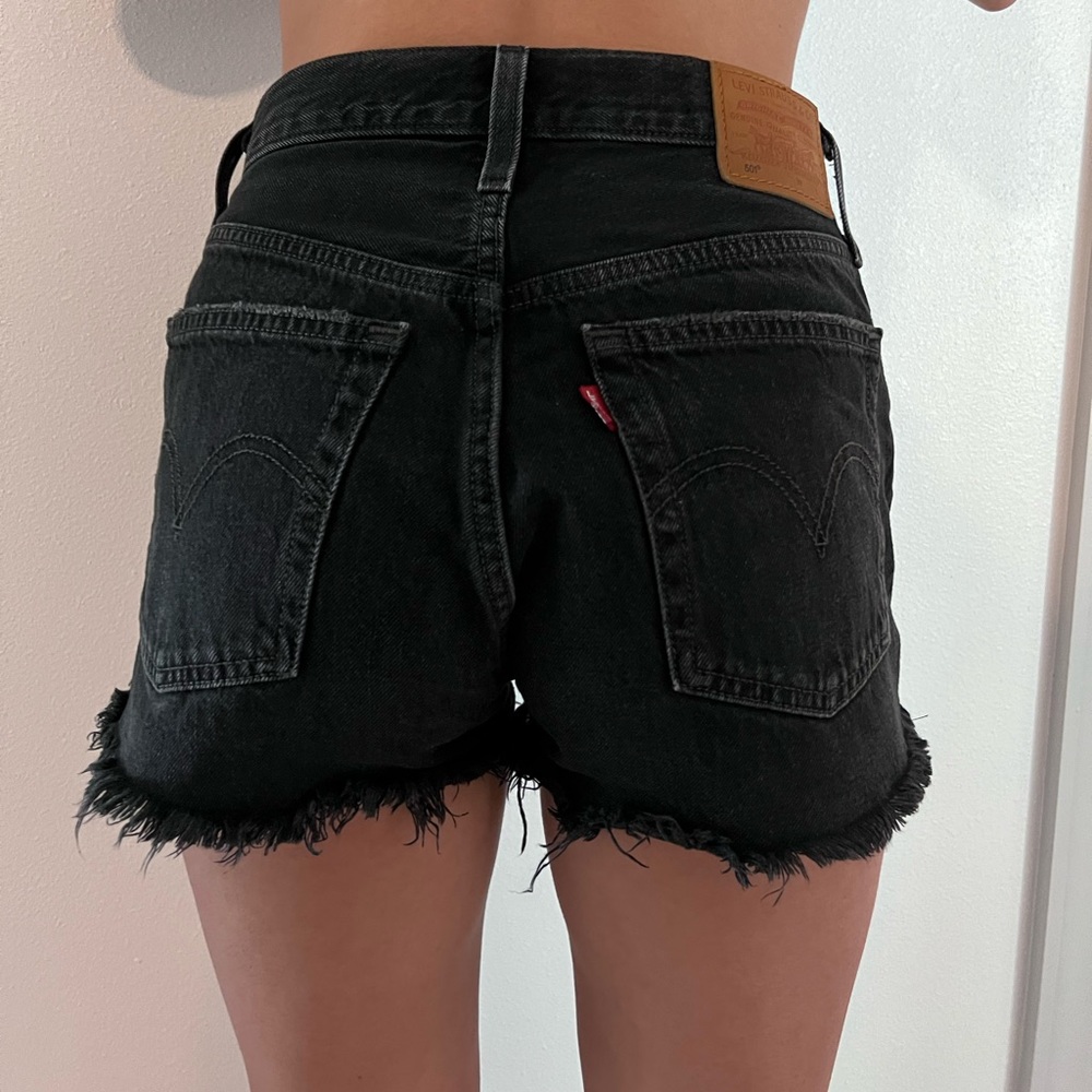 Levi black shorts